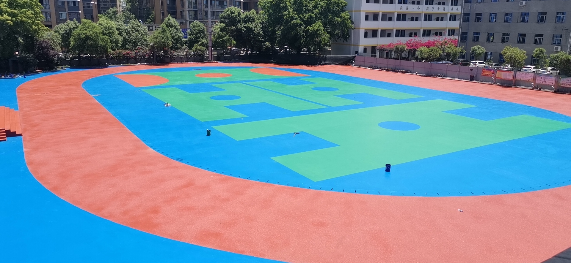 懷化正有體育設(shè)施有限公司,正有體育設(shè)施,湖南運(yùn)動(dòng)場(chǎng)地施工,塑膠跑道施工,球場(chǎng)施工,塑膠球場(chǎng)施工,球場(chǎng)施工,環(huán)氧地坪施工,廠房地坪施工,無(wú)塵車(chē)間施工,停車(chē)場(chǎng)施工,塑膠跑道價(jià)格